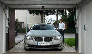 BMW's remote control parking tech